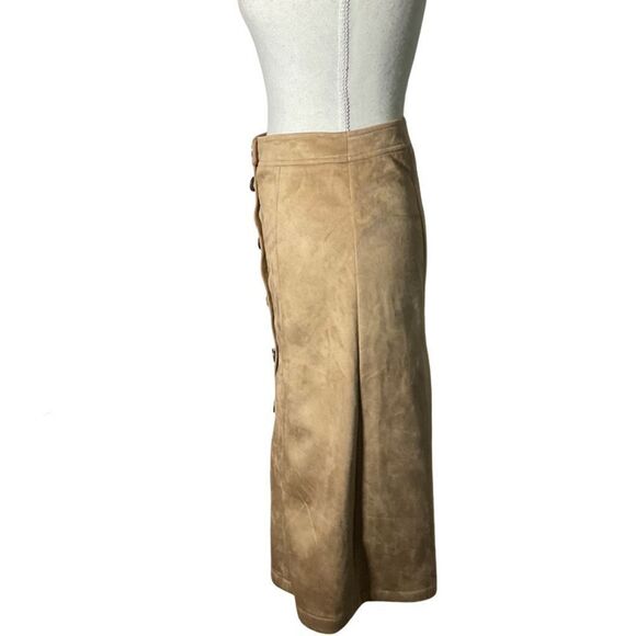 LULU’S Gimme Jive Beige Suede Midi Skirt w/ button closure, Size S - Picture 6 of 7